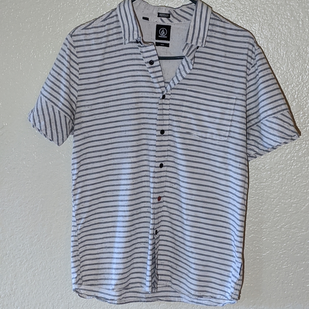 Volcom Men's Short Sleeve Dress Shirt